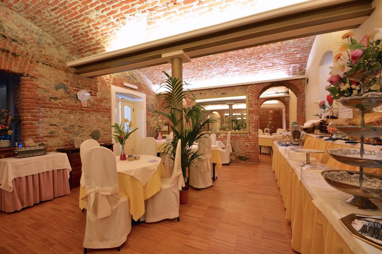 Due Mondi Hotel