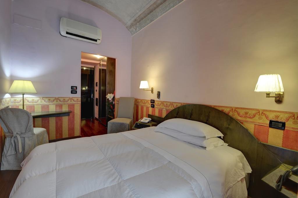Due Mondi 3* Turin